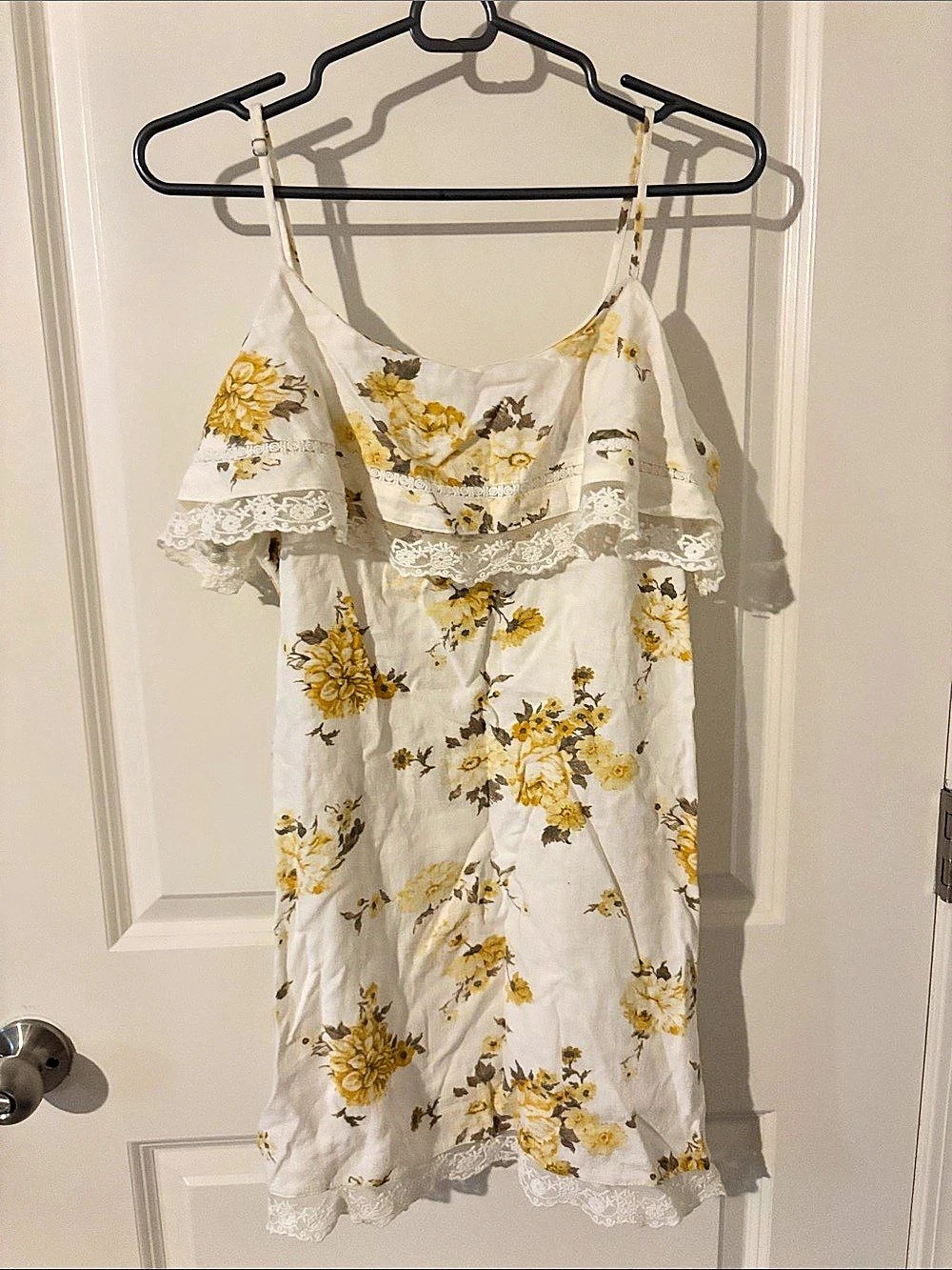 Universal Thread Floral Mini Dress in White & Yellow Size Small